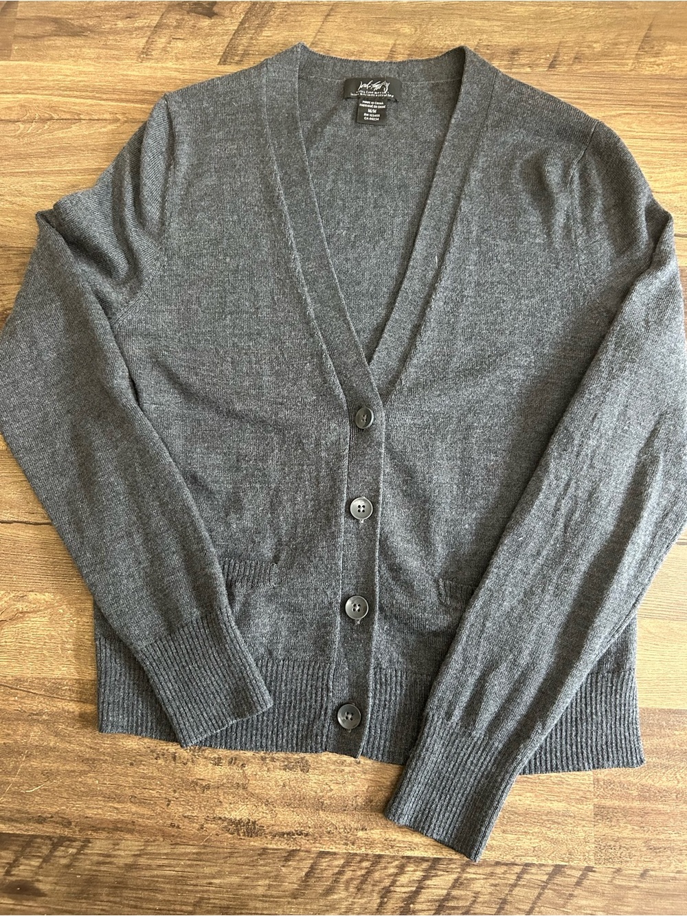 Lord & Taylor 100% Extra Fine Merino Wool Charcoal Grey V-Neck Cardigan Size M